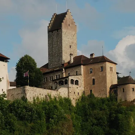 Graf Kipfenberg